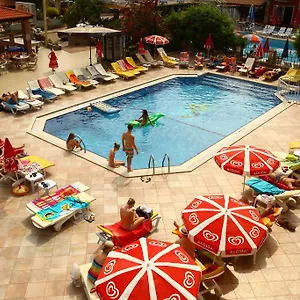 Otel Turk **