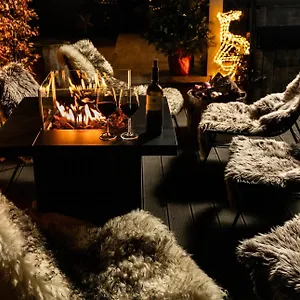 Otel Jams Music ****